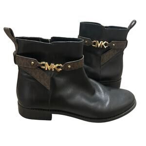 Michael Kors Farrah Leather & Logo Ankle Boot – Women’s Size 9